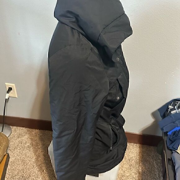 J. Madison Expedition Women’s S/C Black Parka - Picture 4 of 6